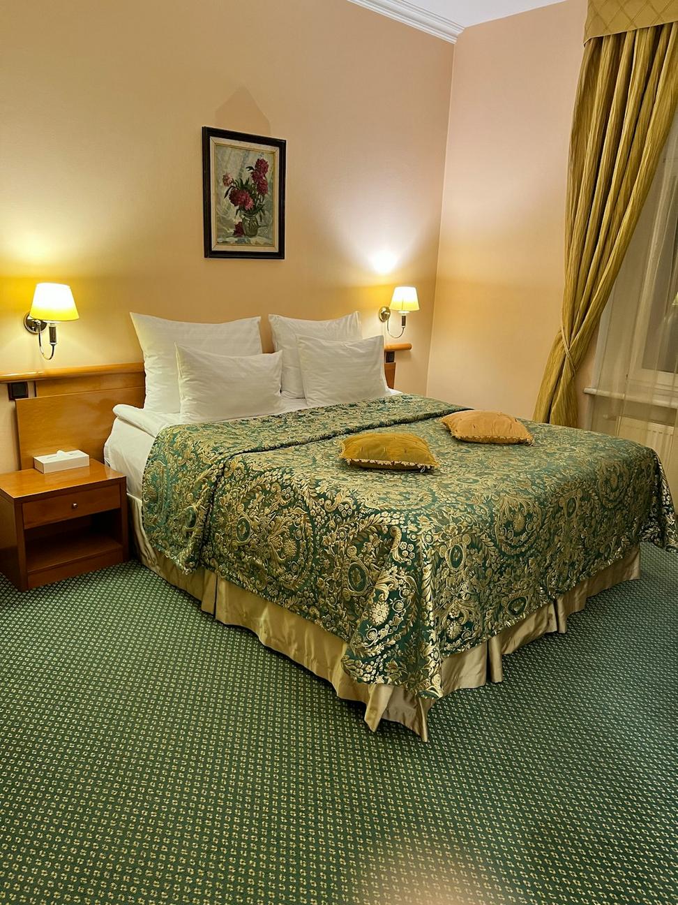 Luxury Suite